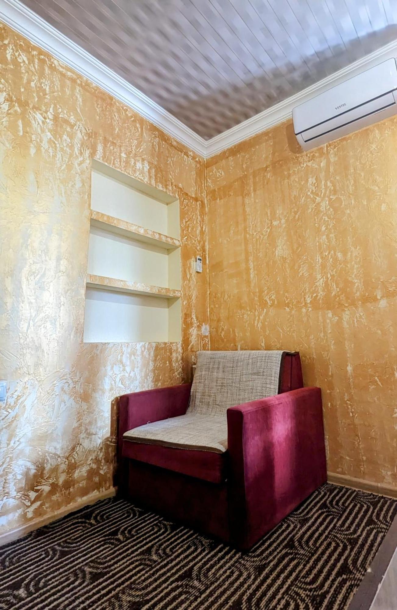 Mano'S Guest House Kobuleti Bagian luar foto